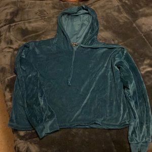 Ragstock cropped hoodie size M